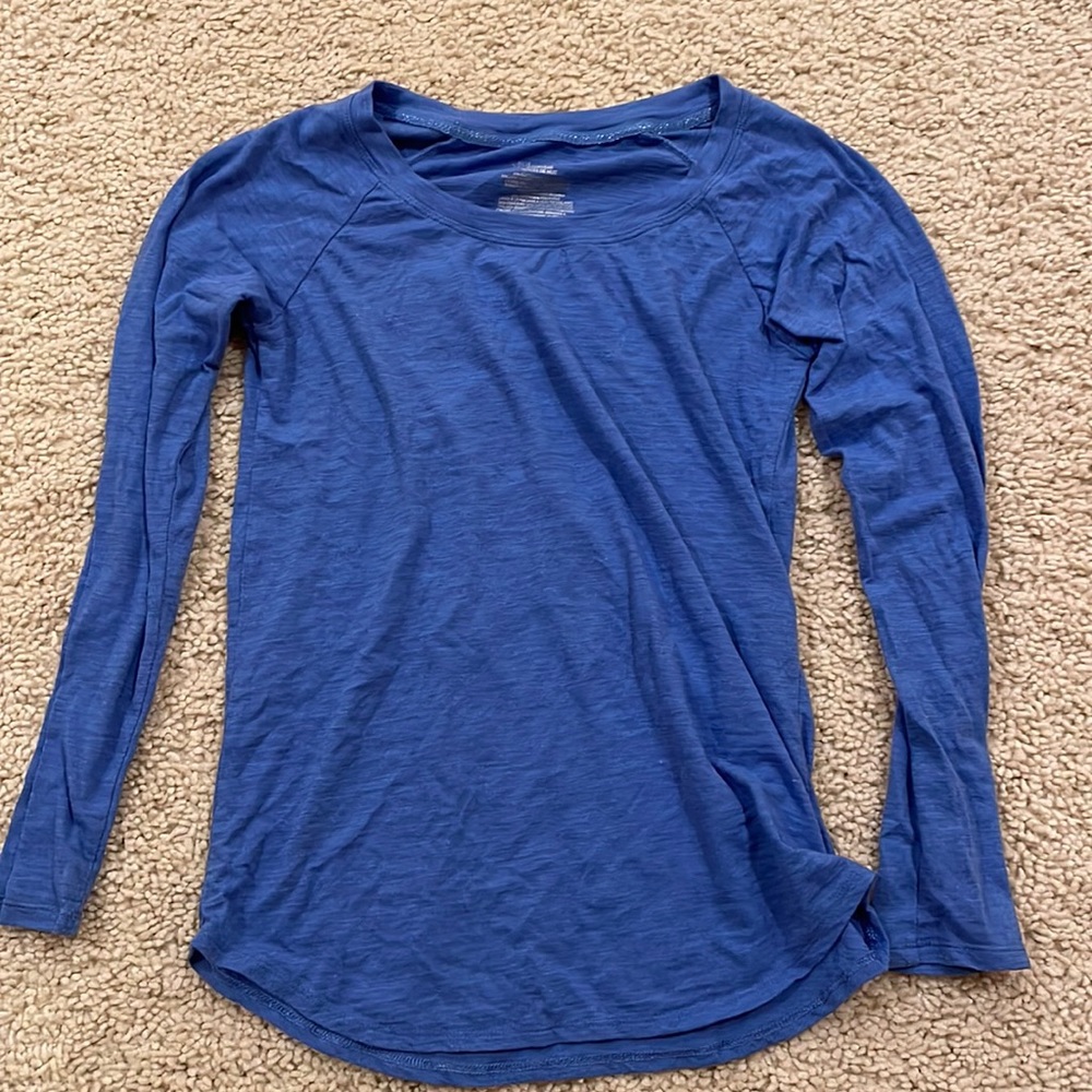 XS Xhilaration Shirt